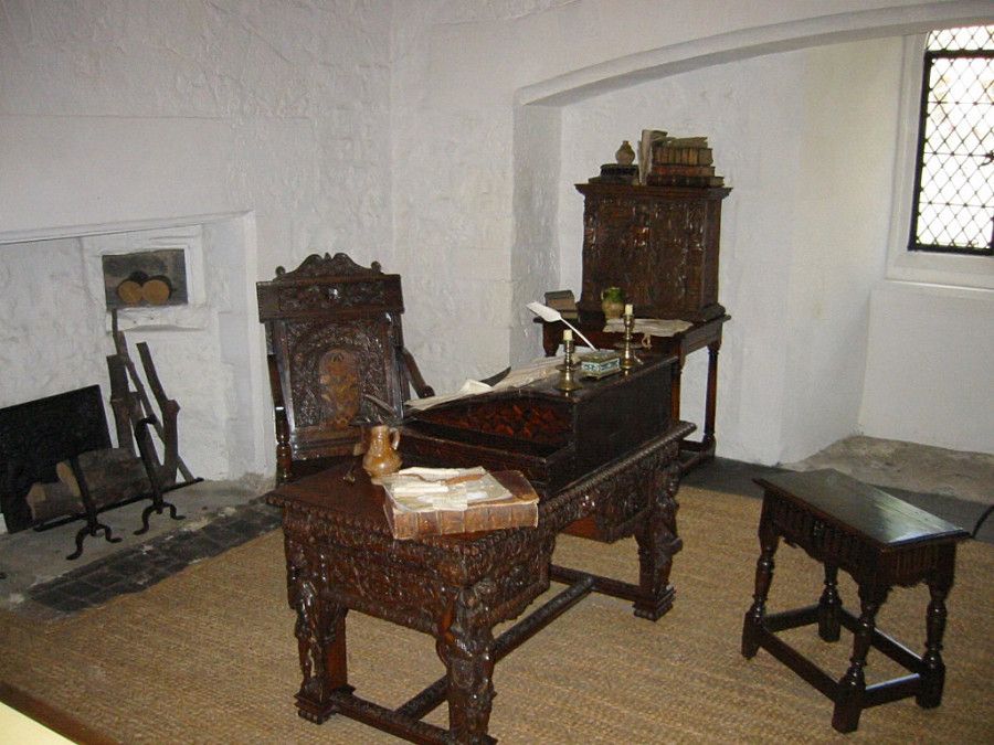 Raleigh's cell.jpg